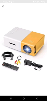 3D Mini Full HD Film Projector For Home Theatres (600 lm / Remote Controller) Portable Projector  (Yellow)