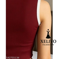 White Moon Women’s Sleeveless T-shirt  - M