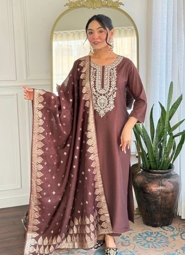 Banita Graceful Women Dupatta Sets - beige, XL