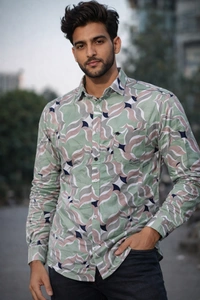 Casual Fashion In The City Light