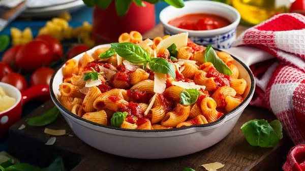 dosa , chowmein and pasta - पास्ता