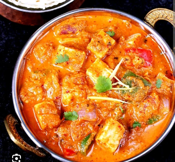 पनीर स्पेशल डिशेज- shahi paneer, matar paneer, kadhai paneer, butter paneer - कढ़ाई पनीर 1 प्लेट