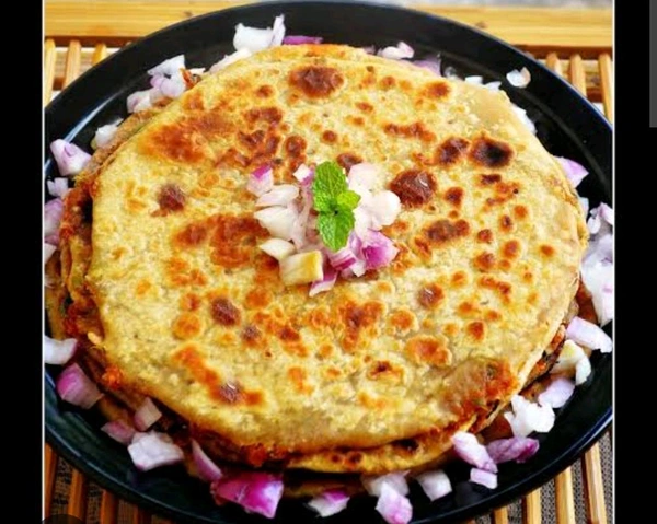 रोटी, चापाती और पराठा - missi roti, paneer paratha, butter naan, tandoori roti - ओनियन पराठा