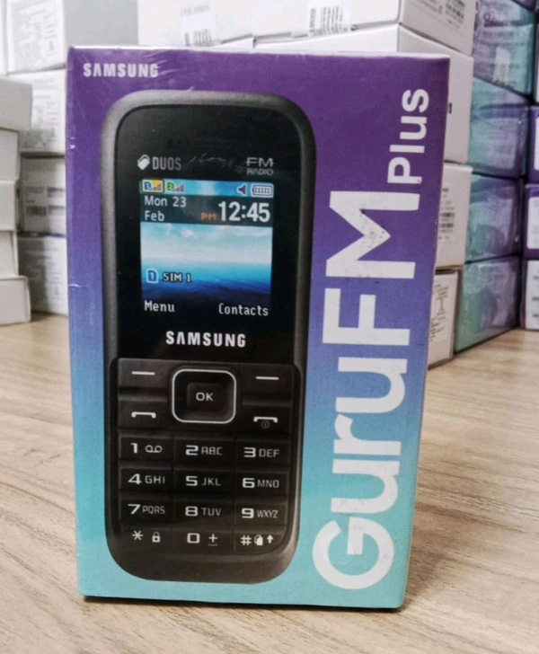 Samsung Guru FM PLUS (IM) - Black