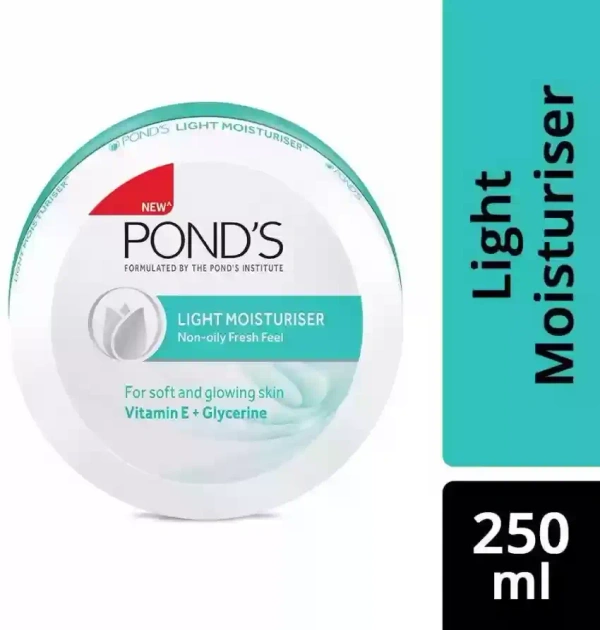 Pond's Light Moisturiser, 250ml