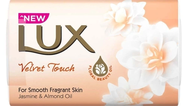 Lux Velvet Touch Soap Bar, 150g