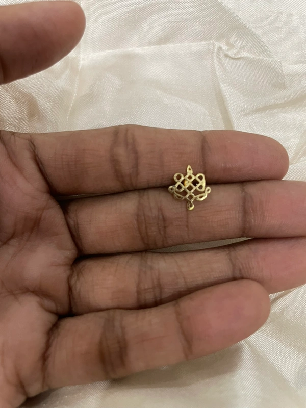 Set Of 5 Screw Nose Pins 