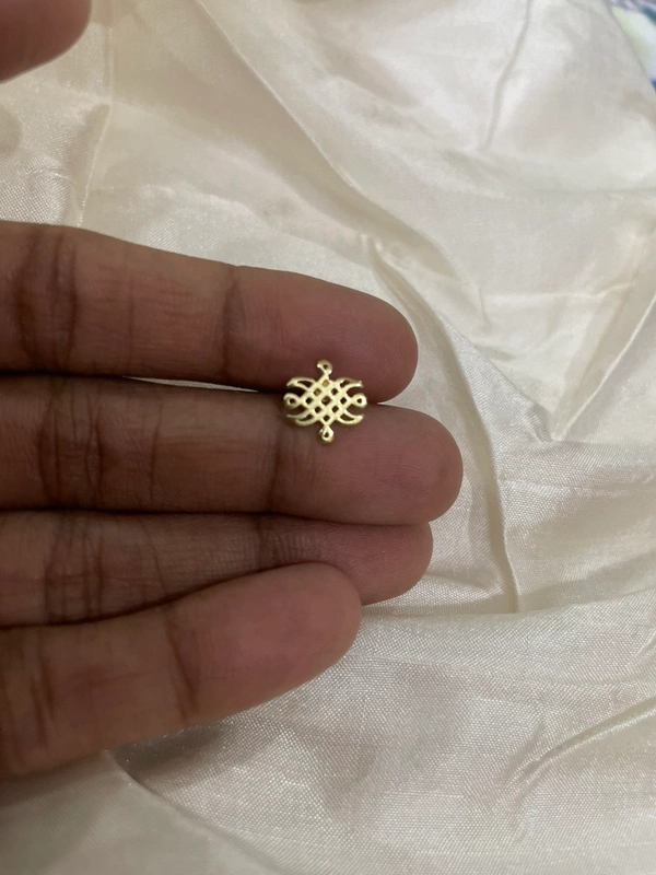 Set Of 5 Screw Nose Pins 