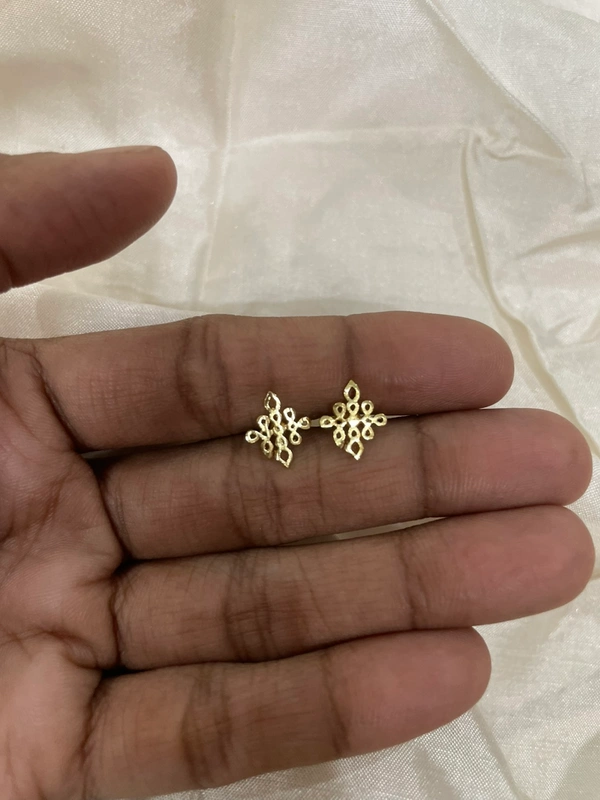 Set Of 5 Screw Earrings 
