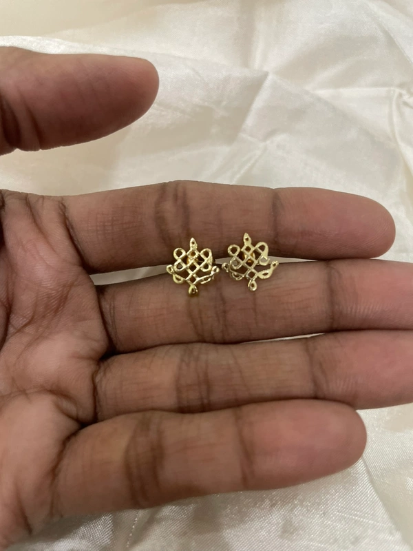 Set Of 5 Screw Earrings 