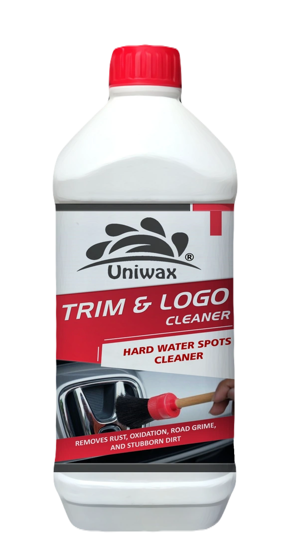 Car Trim & Logo cleaner streak-free oxidation remover