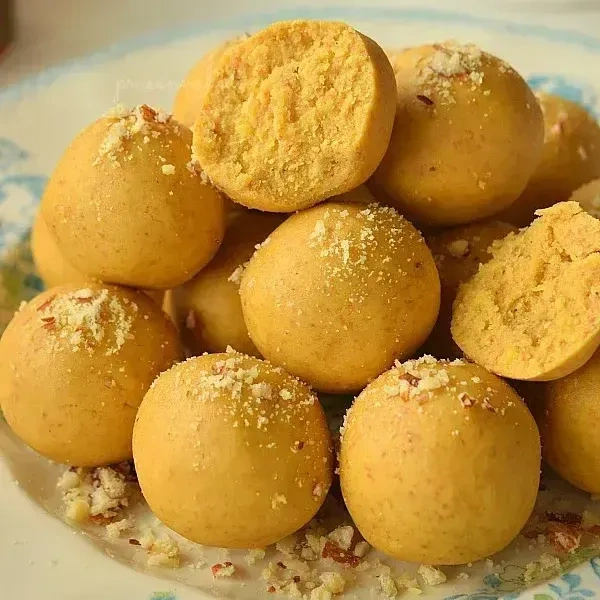 Besan Laddu - 1 kg