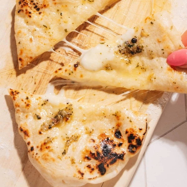 Cheese Naan