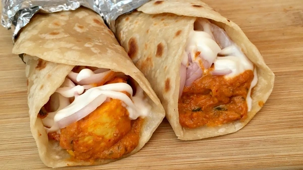 Paneer Makhani Roll - 