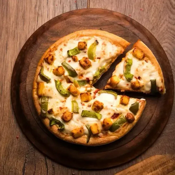 Spicy Paneer Pizza