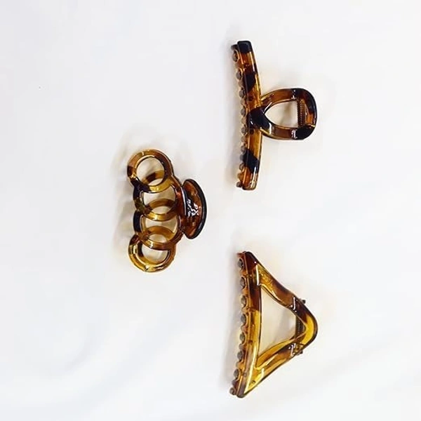 PALAK SAXENA Hair Accessories Golden Plastic Hair Clutch for Women, Medium Size, Trendy Hair Clip, Pack of 3 Hair Claw