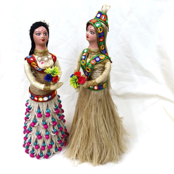 Handcrafted Pair of Jute Dolls – Eco-Friendly Rustic Décor for Home & Gift (Size: 8x8x8 Inches