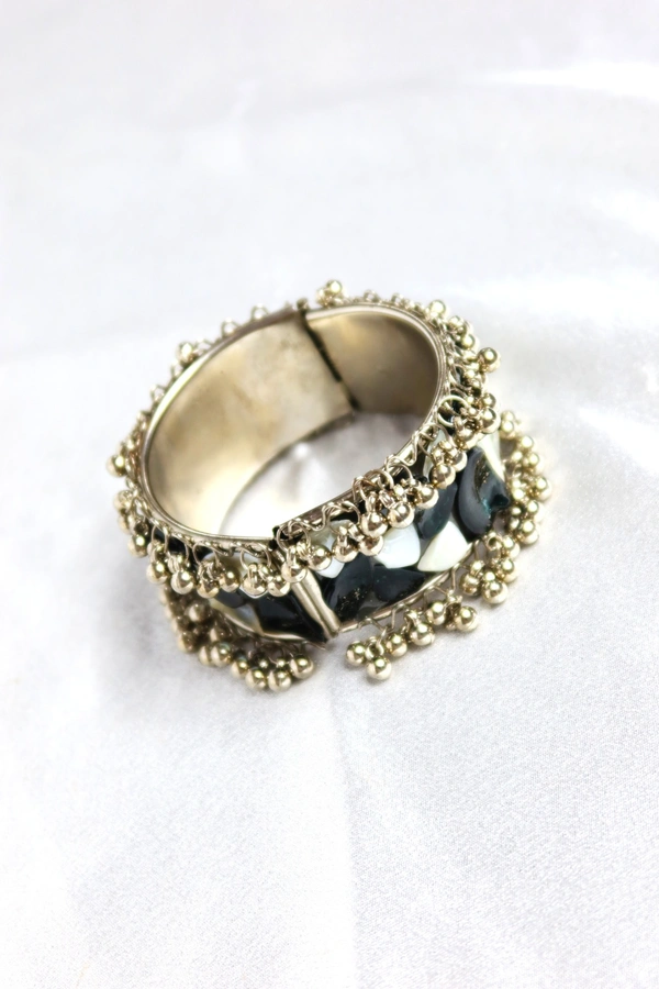 Adjustable Wide Cuff Bracelet – Black and White Shell Inlay with Vintage Look - Black