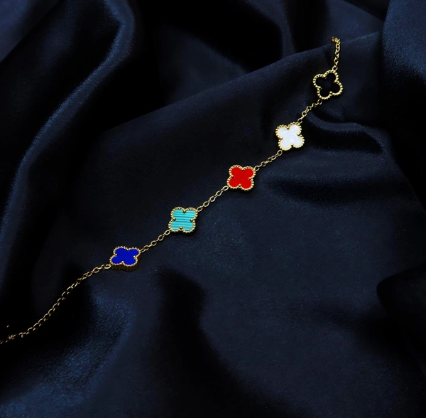Graceful Adjustable Charm Bracelet – Stylish & Chic Wrist Jewellery for Women & Girls