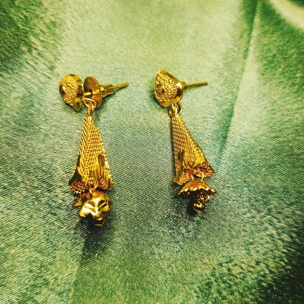 Micro Gold Heart Jumakha Earring