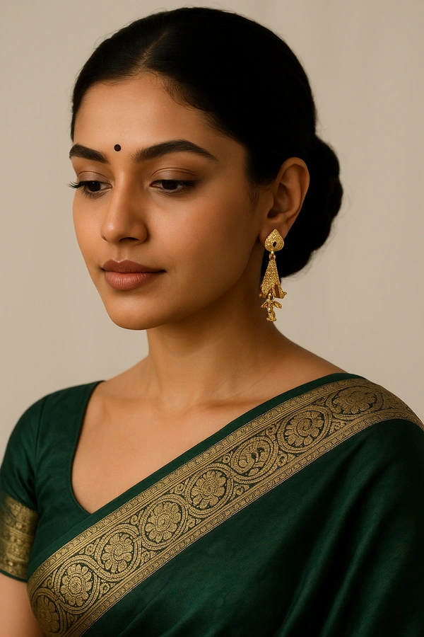 Micro Gold Heart Jumakha Earring