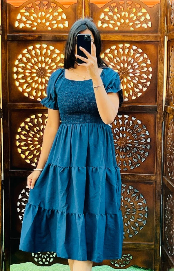 DIAMOND NET WITH EMBROIDERY DESIGN WORK WITH DIAMOND STONE WORK WOMEN'SBEST - Pigment Indigo, L