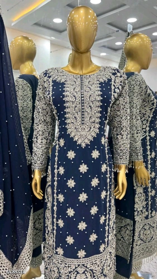 Pakistani Suit  - Japanese Laurel, M