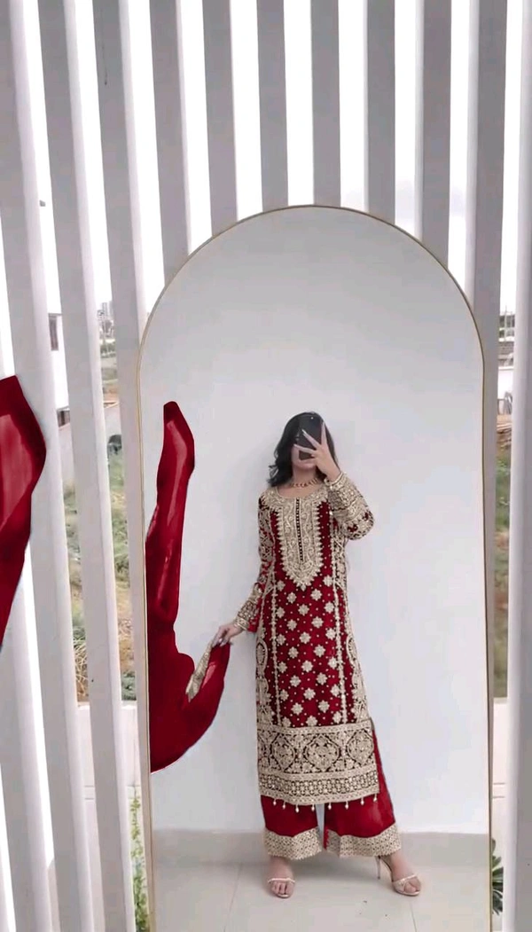 Pakistani Suit  - Red, M