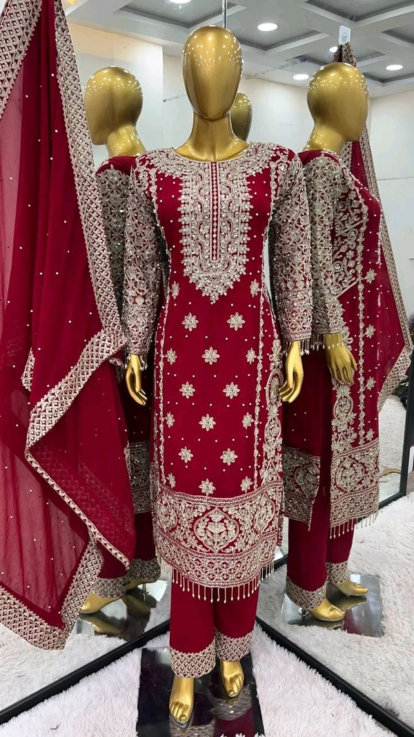 Pakistani Suit  - Red, M