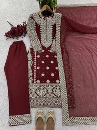 Pakistani Suit  - Red, M