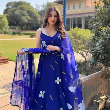 Women Fashion