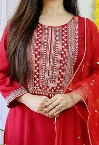 Partywear Zari Work Kurta Set - M