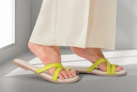 Neon Canva Flats - 40