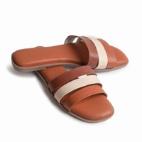Triple Hue Flats - 40