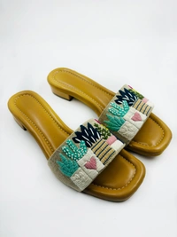 EVERYDAY CHIC FLATS - 9