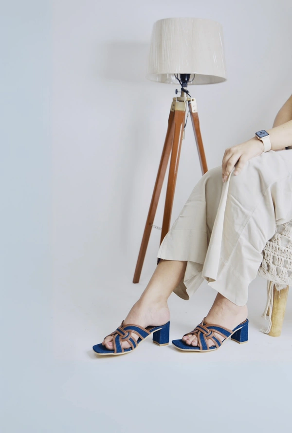 Lunar Heels- Denim - 39