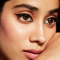 NYKAA Nykaa Get Inked! Sketch Eyeliner Pen - Onyx 01