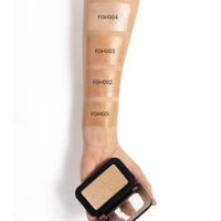 Forever52 Forever 52 Daily Life Glow on Highlighter | Radiant Glow for All Skin Tones | Long-Lasting Shine | Natural Radiance | Lightweight | Blendable | for Every Occasion | Silky and Shimmery Glowing Skin | Enchant (FGH002)