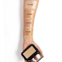 Forever52 Forever 52 Daily Life Glow on Highlighter | Ultimate Glow for All Skin Tones | Long-Lasting Shine | Perfect Radiance | Lightweight | Blendable | Highly Pigmented | Silky and Shimmery Glowing Skin | Eros (FGH001)