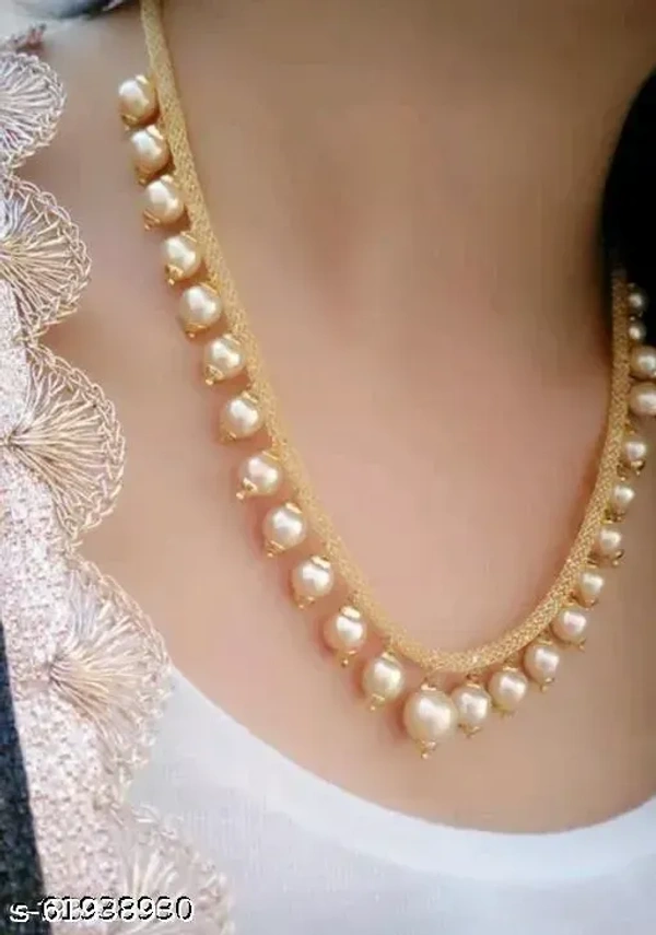 Elite Charming Women Necklaces & Chains