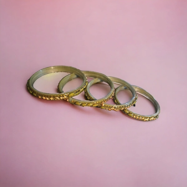 Green Himalayan Design Bangle Pack Of 4
