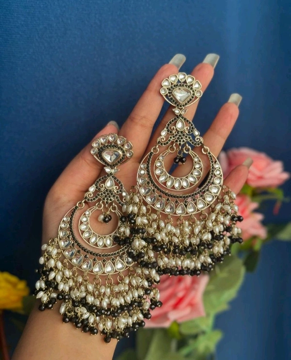 Komal Kundan Earrings