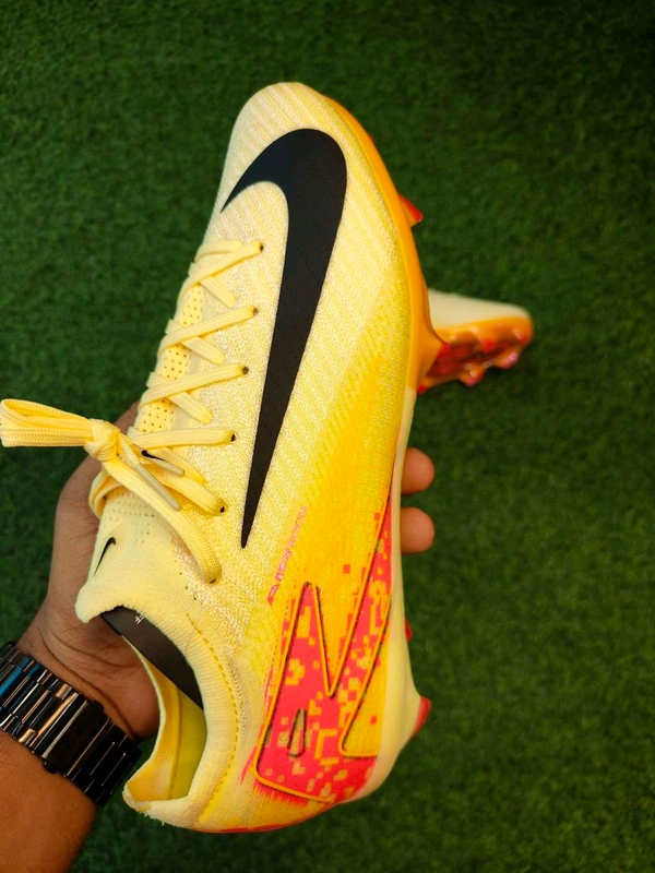 Mercurial Vapor 16 Elite Yellow FG Low-top (MBAPPE)