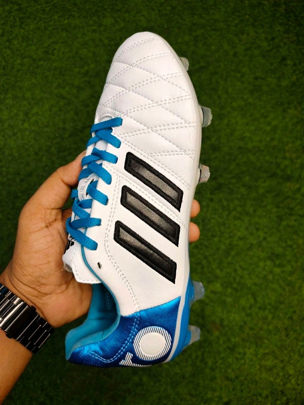 11 pro Kroos White Blue Colour FG With Lace 