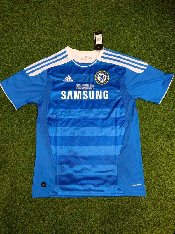 Retro Chelsea 2011-12 Home Half Sleeve 