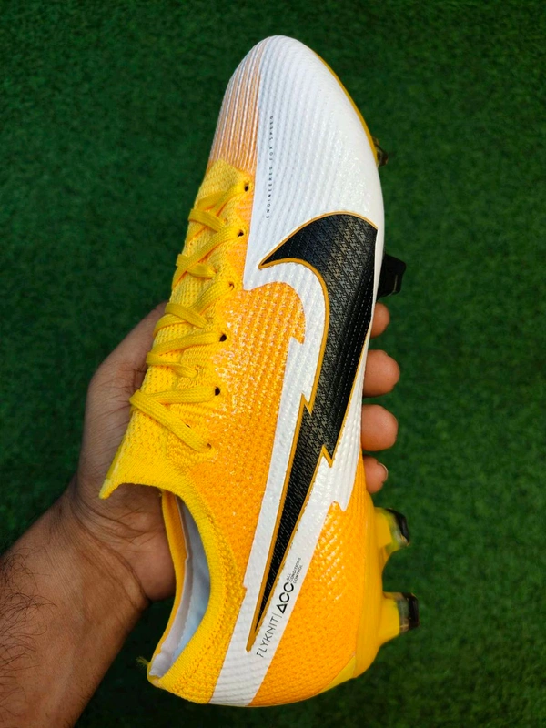 Mercurial Vapor 13 Superfly Yellow Colour Low Ankle