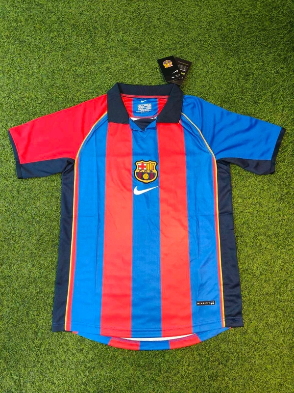 Retro Barcelona Home 2001-02 Half Sleeve 