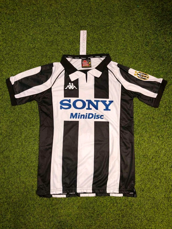 Retro Juventus Fc 1997-98 Home Jersey