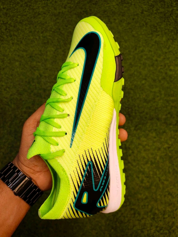 Mercurial Vapor 16 Light Green Astro/Turf