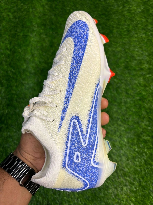 Mercurial Vapor 16 Silver & Blue Colour FG